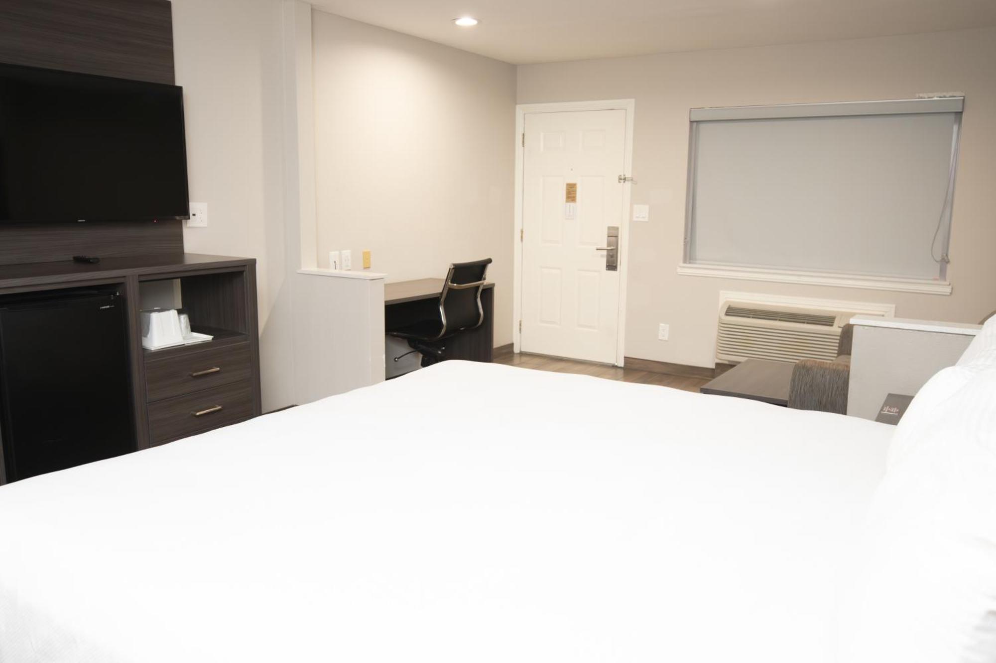 Americas Best Value Inn Харлинген Экстерьер фото