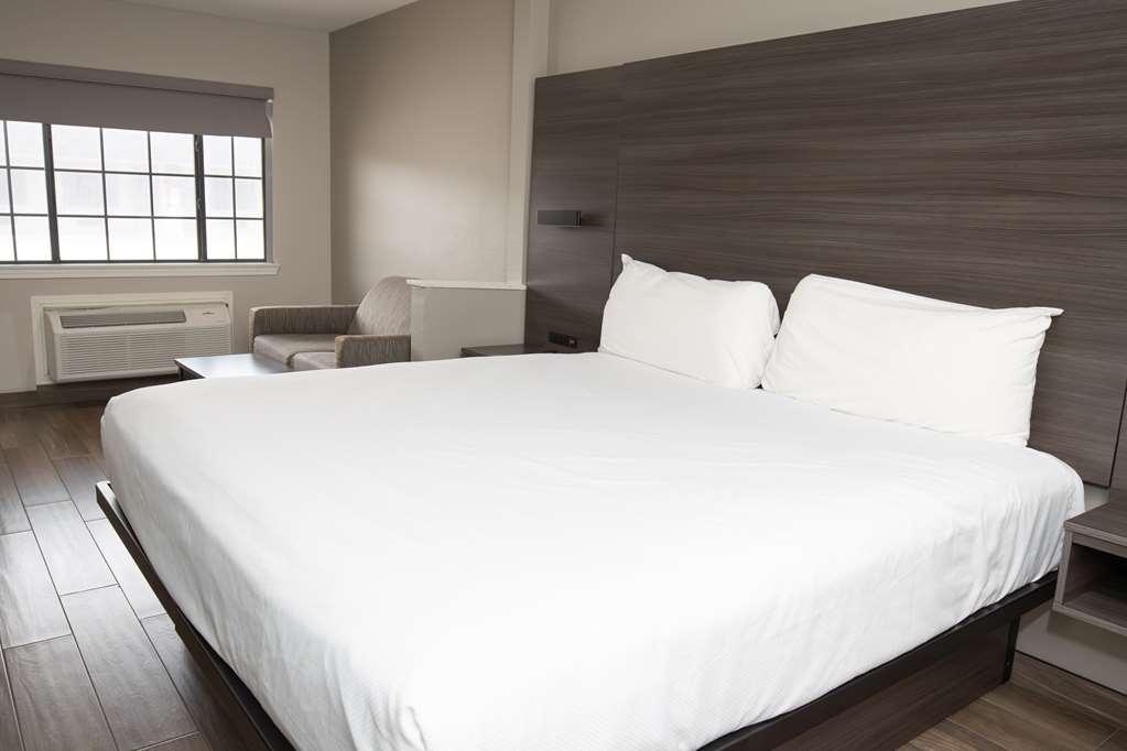 Americas Best Value Inn Харлинген Номер фото